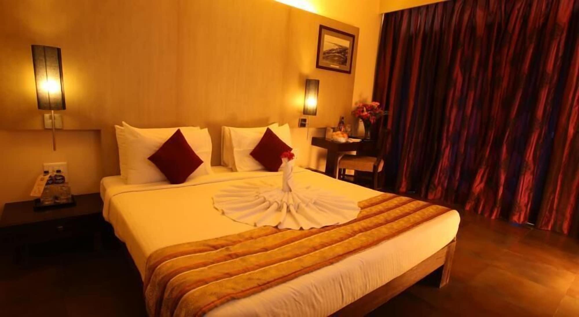Marquis Beach Resort Candolim Exterior foto