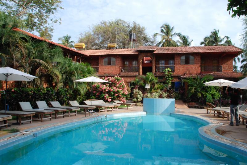 Marquis Beach Resort Candolim Exterior foto