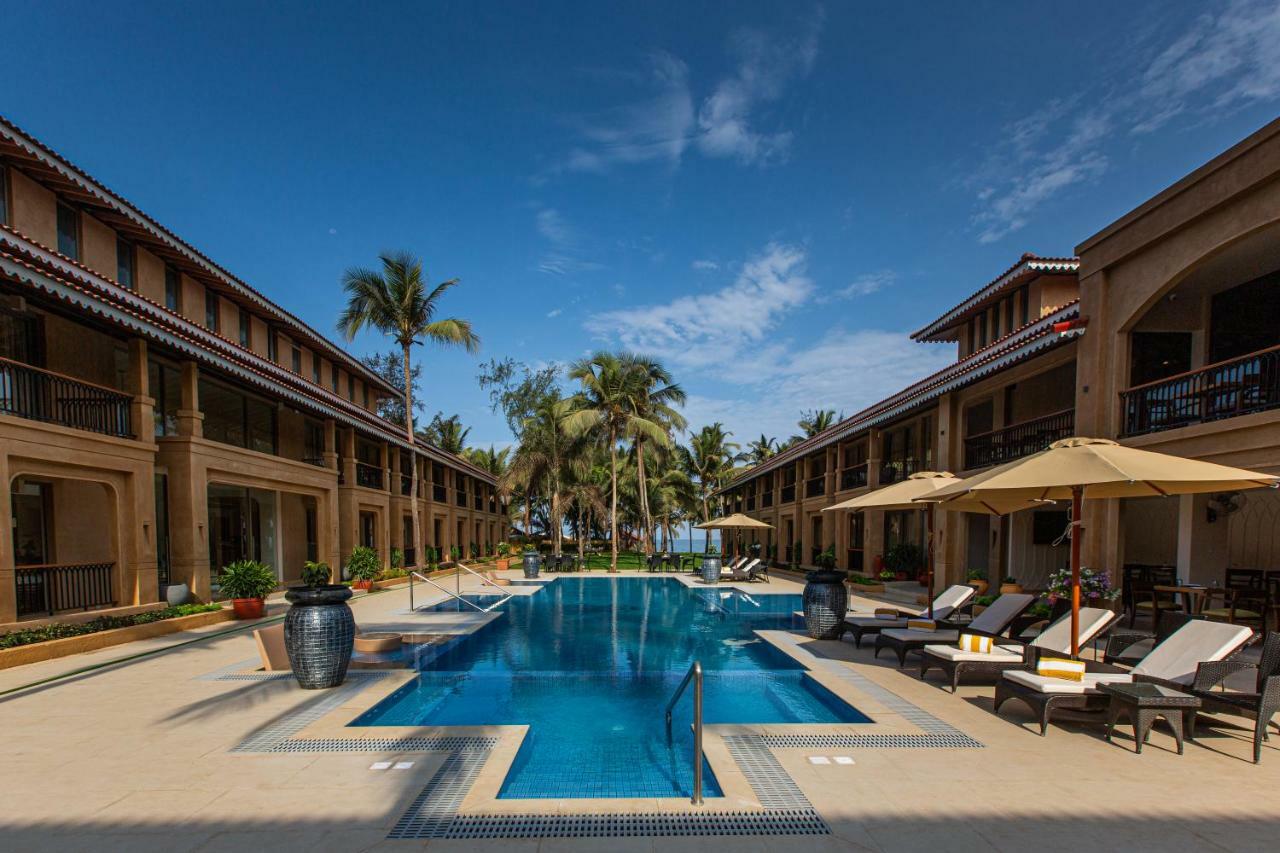 Marquis Beach Resort Candolim Exterior foto